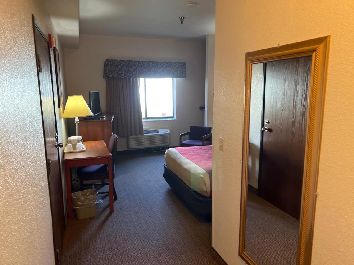 Express Inn & Suites Decatur Εξωτερικό φωτογραφία