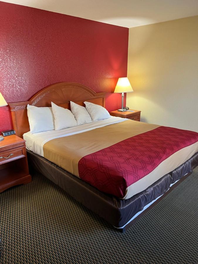 Express Inn & Suites Decatur Εξωτερικό φωτογραφία