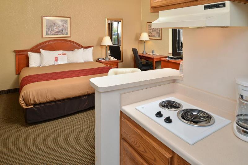 Express Inn & Suites Decatur Εξωτερικό φωτογραφία