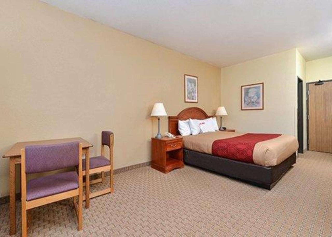 Express Inn & Suites Decatur Εξωτερικό φωτογραφία